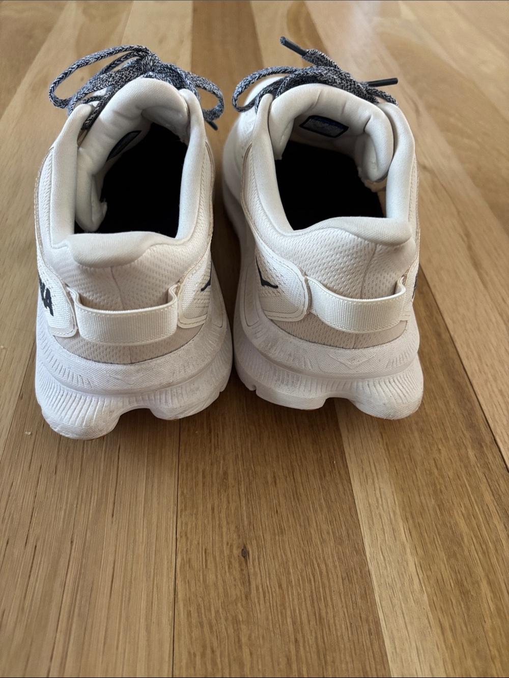 Hoka White Running Shoes with Gray Laces and Yellow Accents 9.5 Men’s - Picture 5 of 7